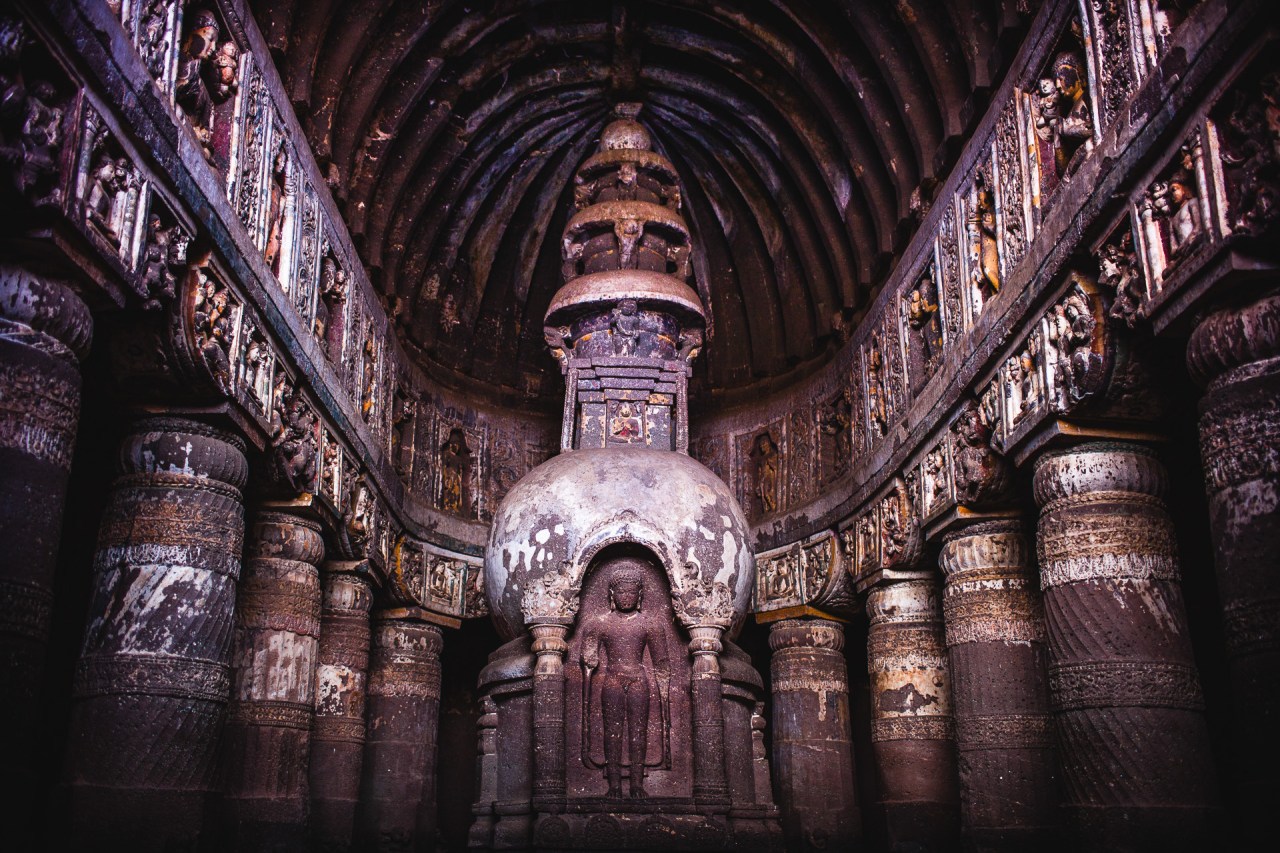 If you want to go there right now, nothing less easy: https://goo.gl/maps/7Ac8umNUFDJ2 Cave 19. Ajanta Caves. Maharashtra, India, 2014.